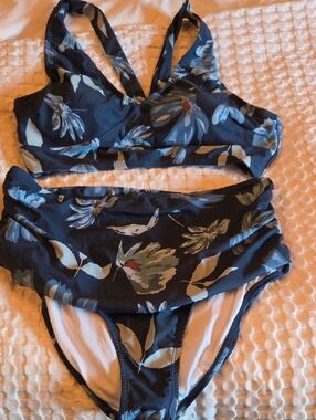 Navy Floral Two-Piece Bikini Set Xl